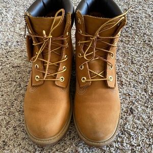 Authentic wheat Timberlands